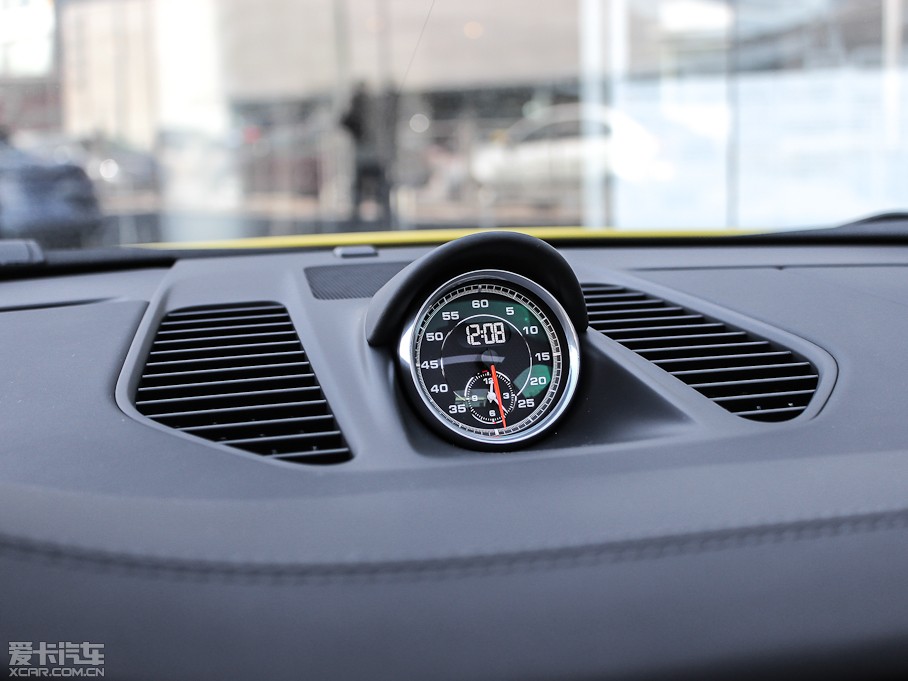 2013r911 Carrera 4