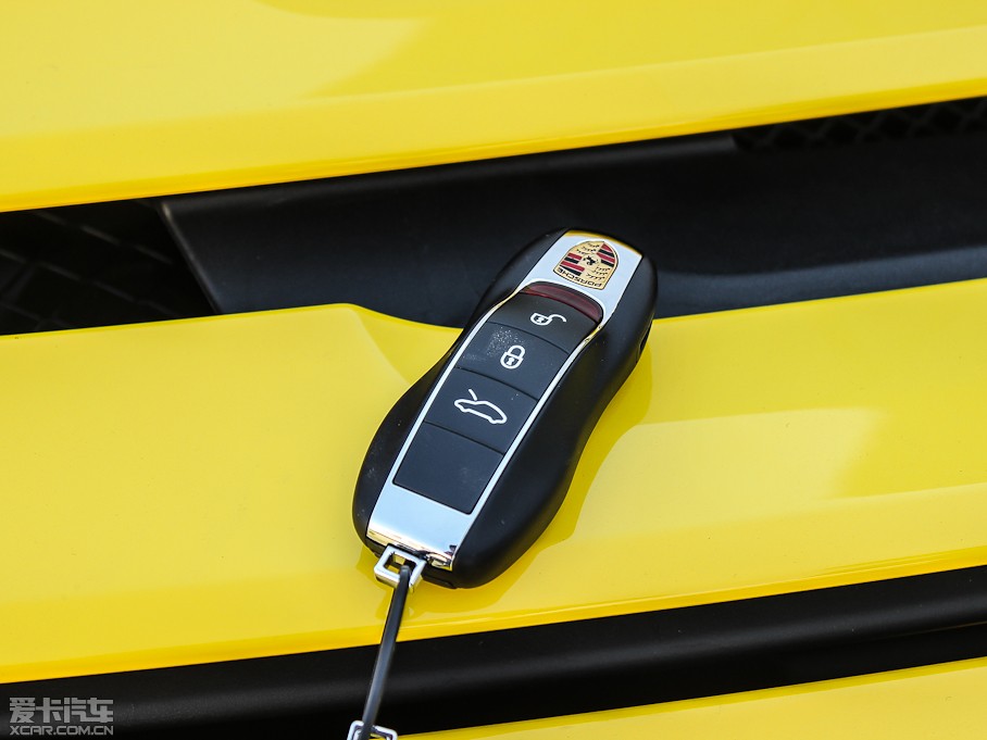 2013r911 Carrera 4