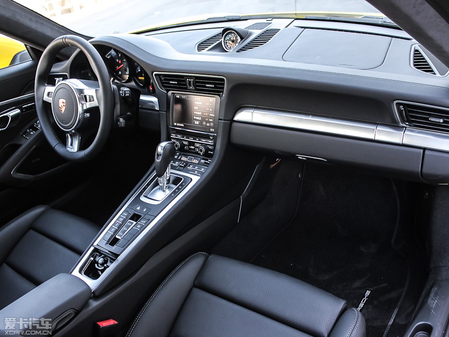 2013r911 Carrera 4