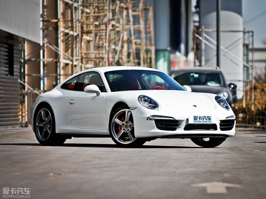 2013r(sh)911 Carrera 4S