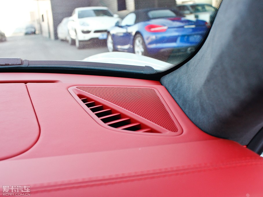 2013r(sh)911 Carrera 4S