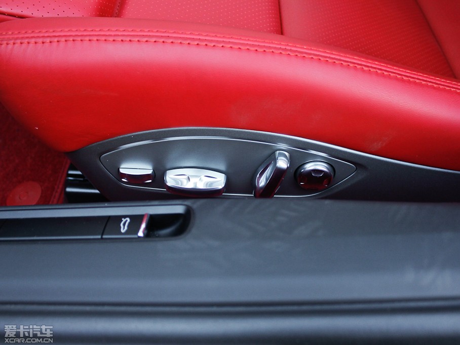 2013r(sh)911 Carrera 4S