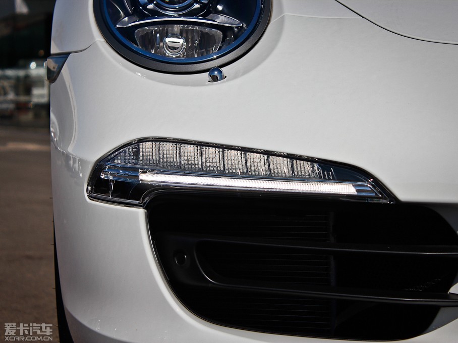 2013r(sh)911 Carrera 4S