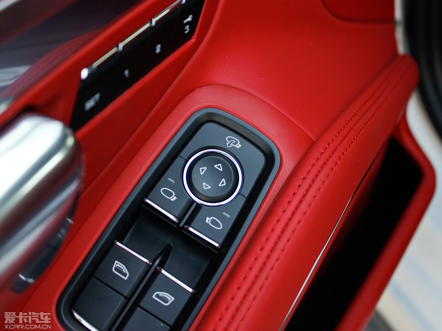 2013r(sh)911 Carrera 4S