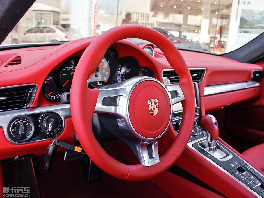 2013r911 Carrera 4S