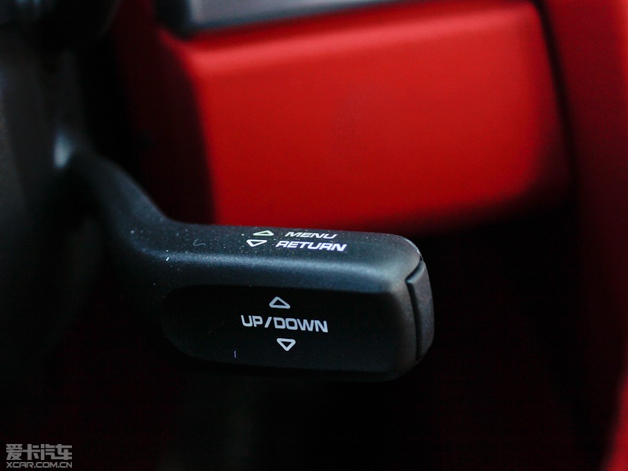 2013��r(sh��)��911 Carrera 4S