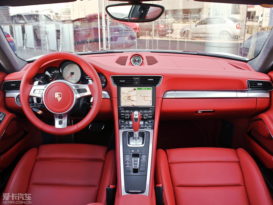 2013��r(sh��)��911 Carrera 4S