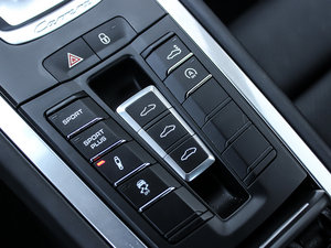 2013Carrera 4 п؅^
