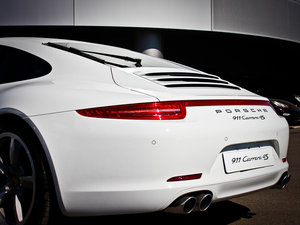 2013Carrera 4S ^