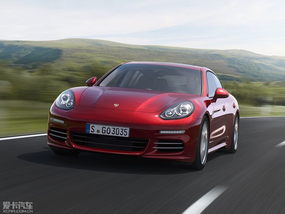 2014Panamera 4