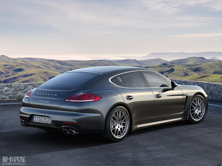 2014Panamera 4S Executive