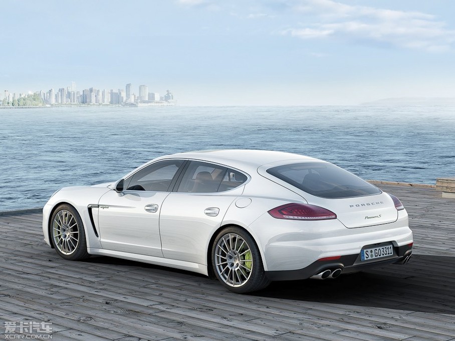 2014Panamera S Executive