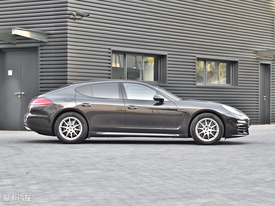 2014Panamera 4