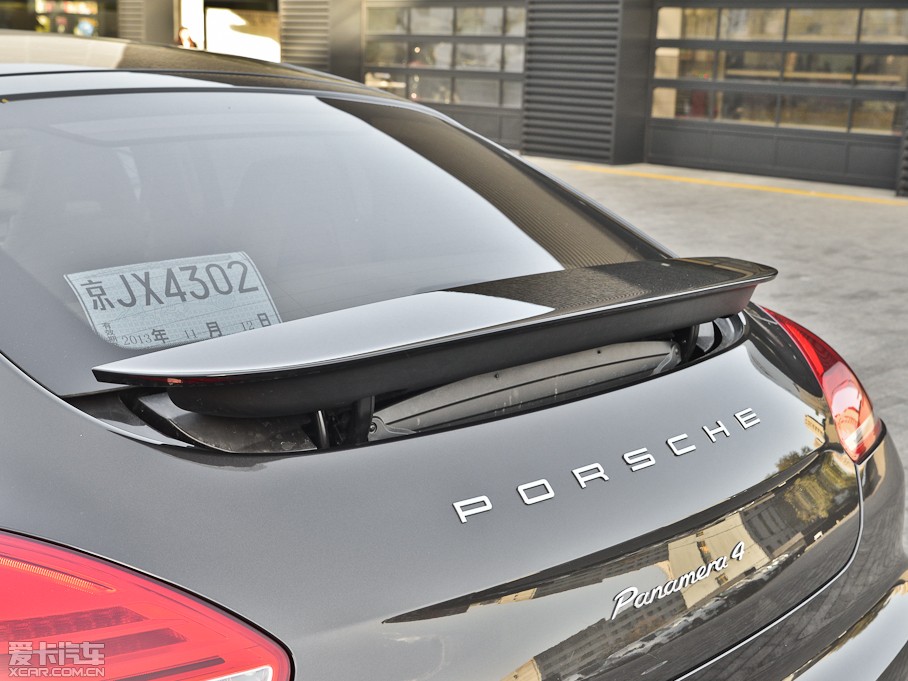 2014Panamera 4