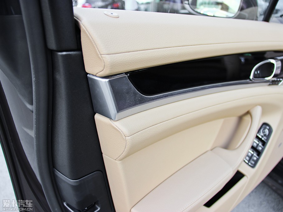 2014Panamera S Executive