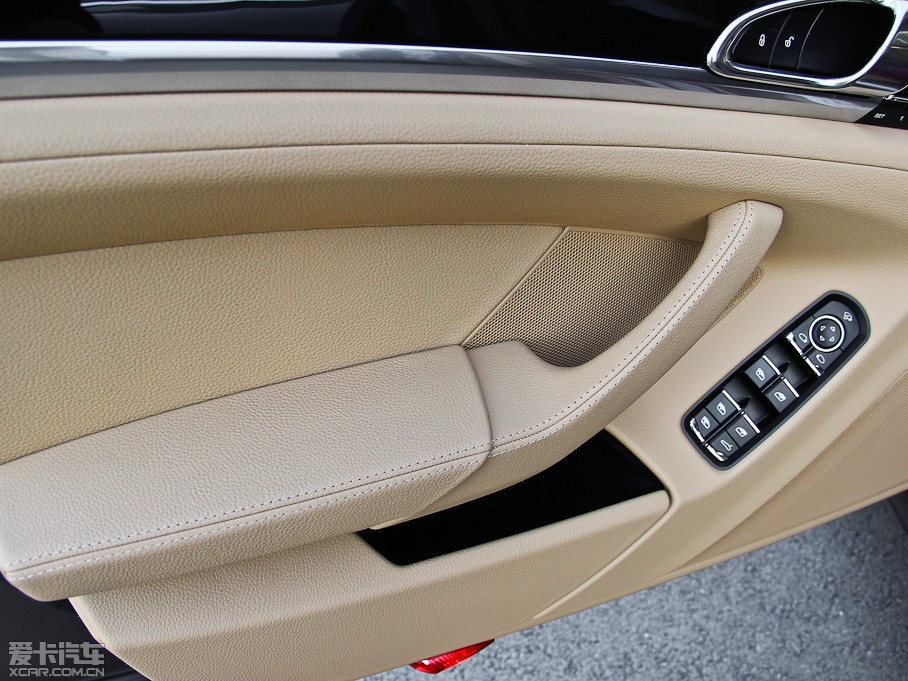 2014Panamera S Executive