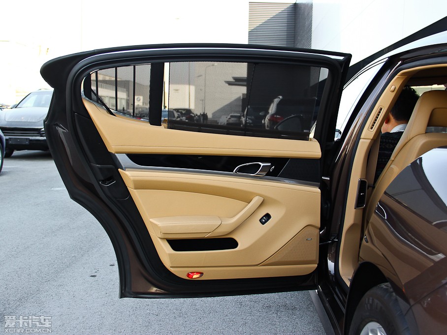 2014Panamera S Executive