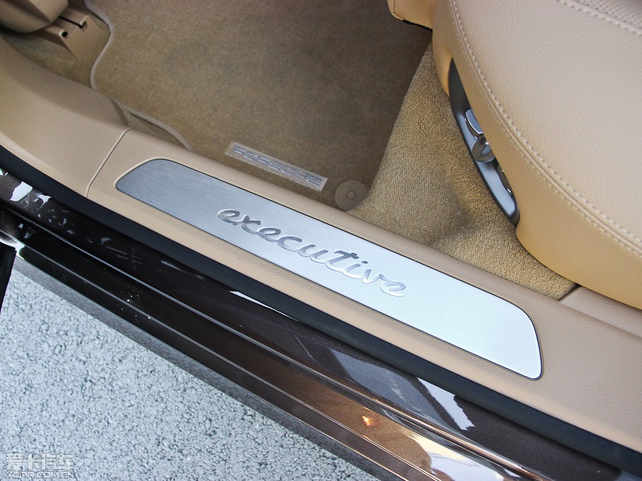 2014Panamera S Executive