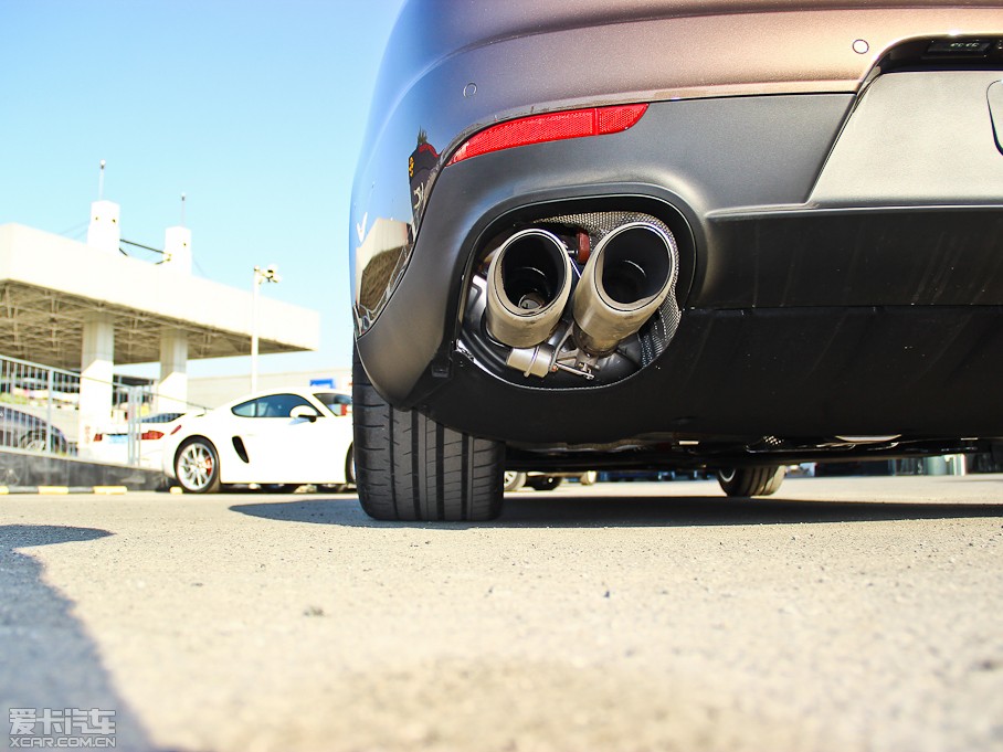 2014Panamera S Executive