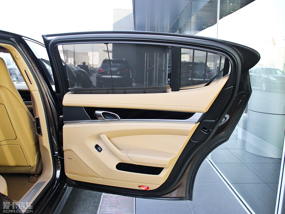 2014Panamera S Executive