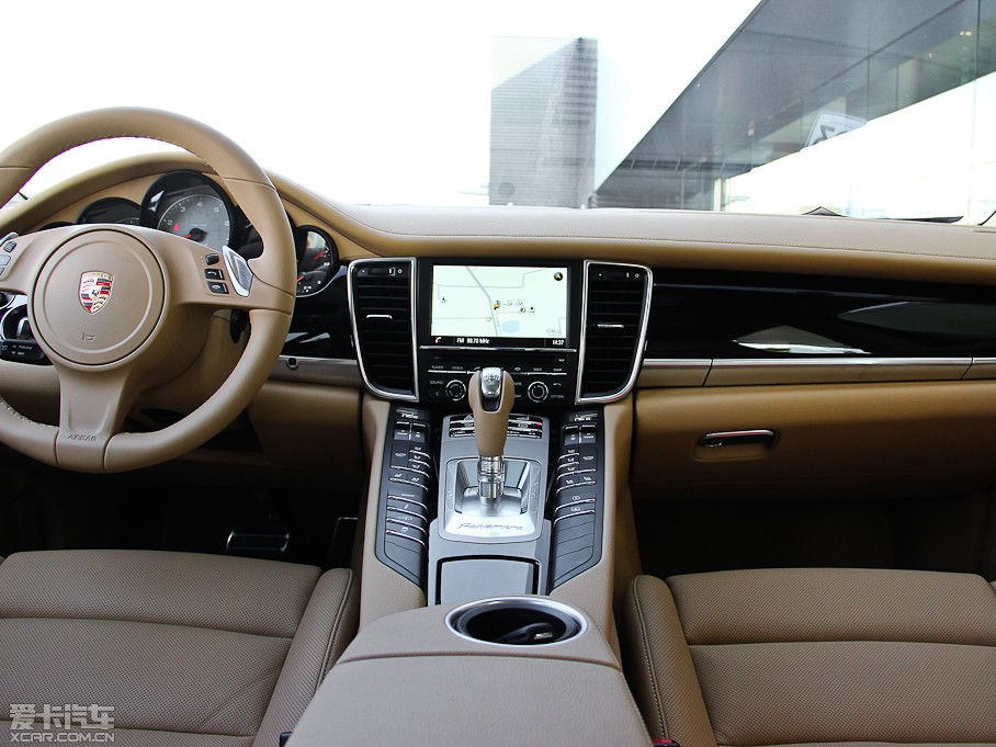 2014Panamera S Executive