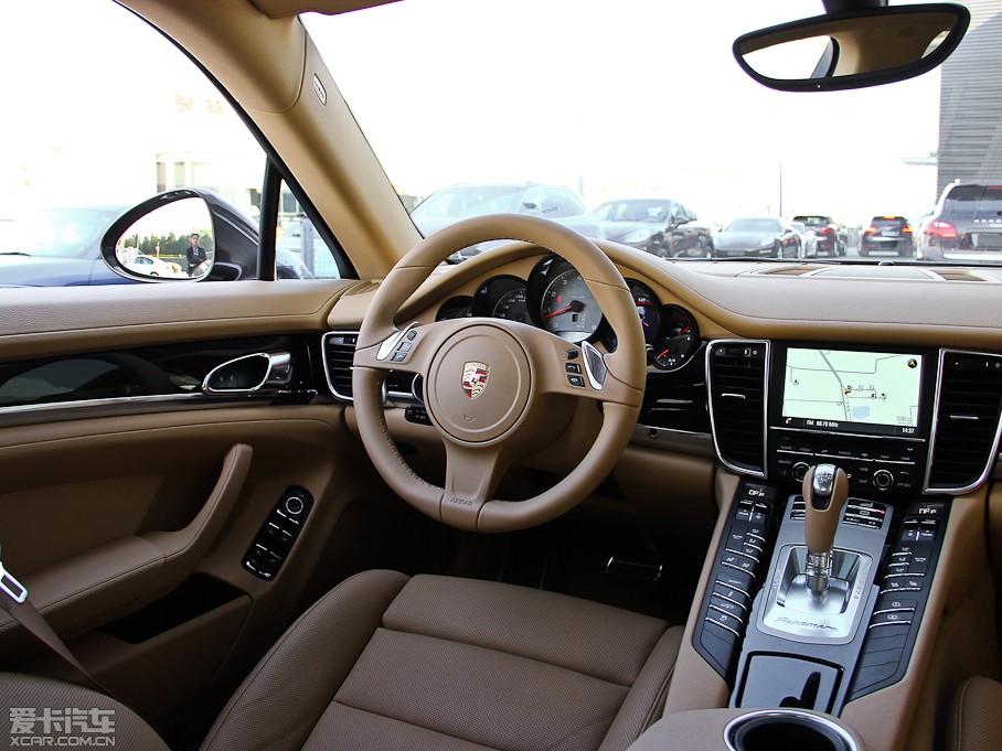 2014Panamera S Executive