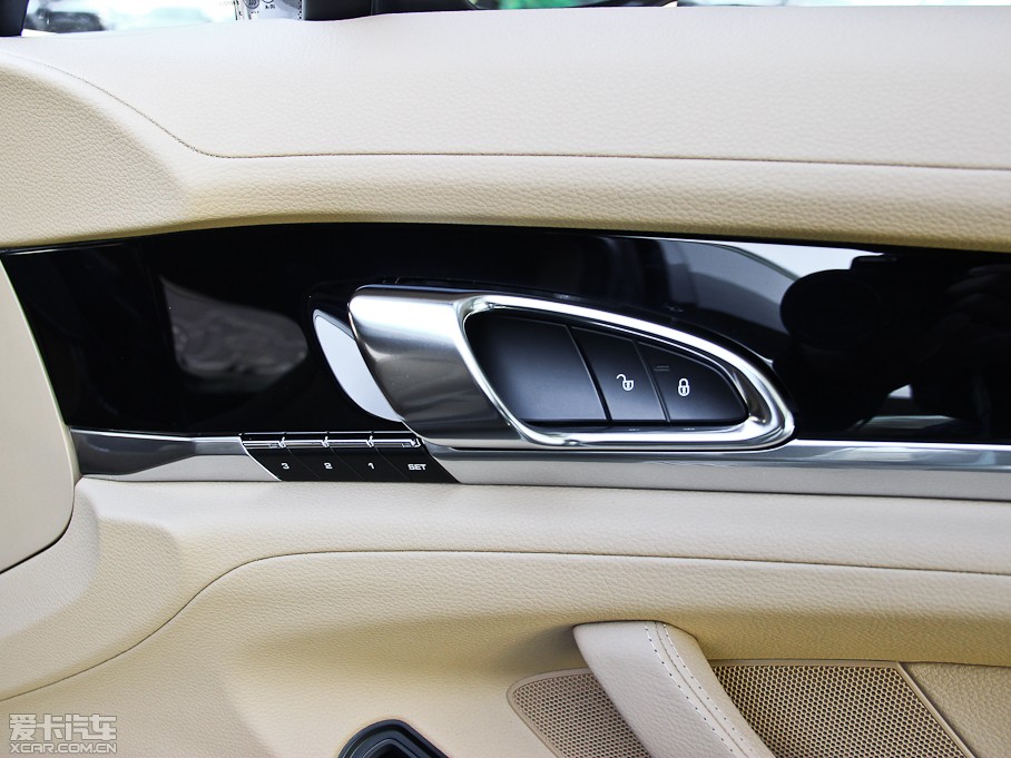 2014Panamera S Executive