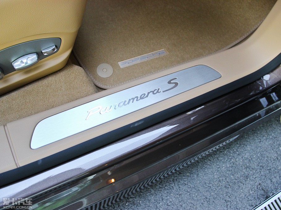 2014Panamera S Executive