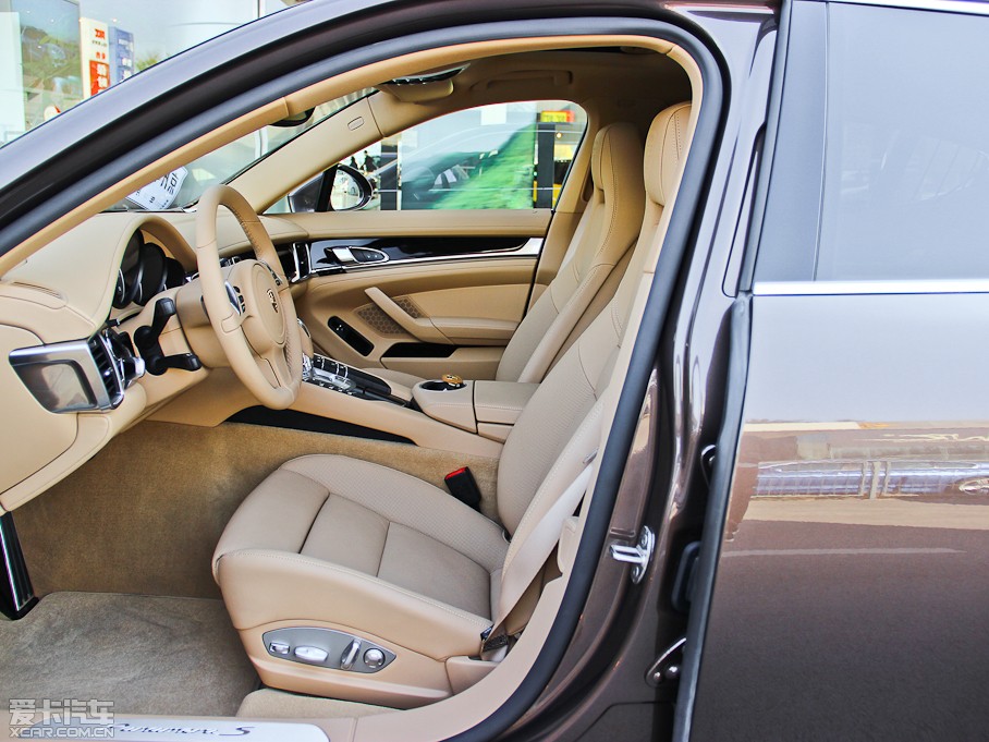 2014Panamera S Executive