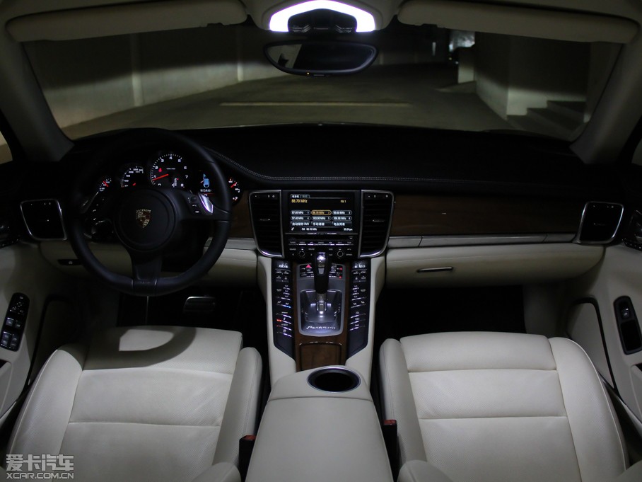 2014Panamera 4S Executive