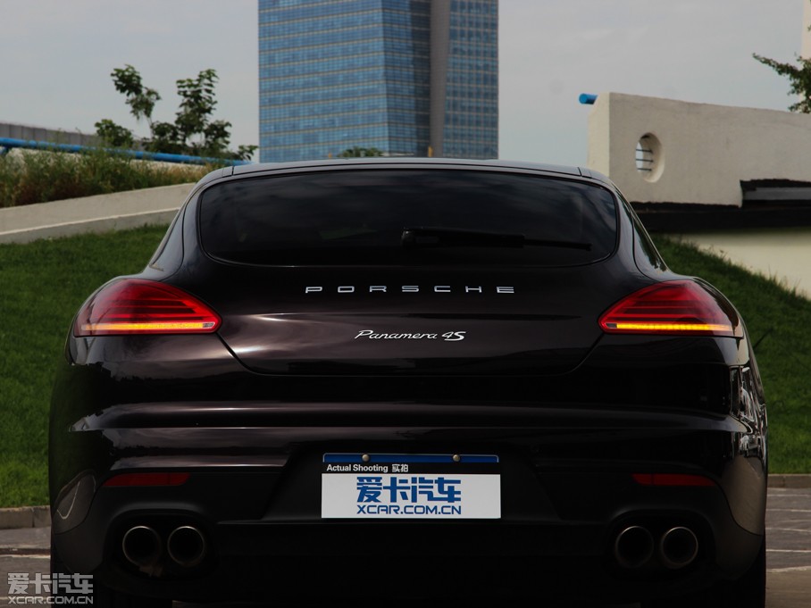 2014Panamera 4S Executive