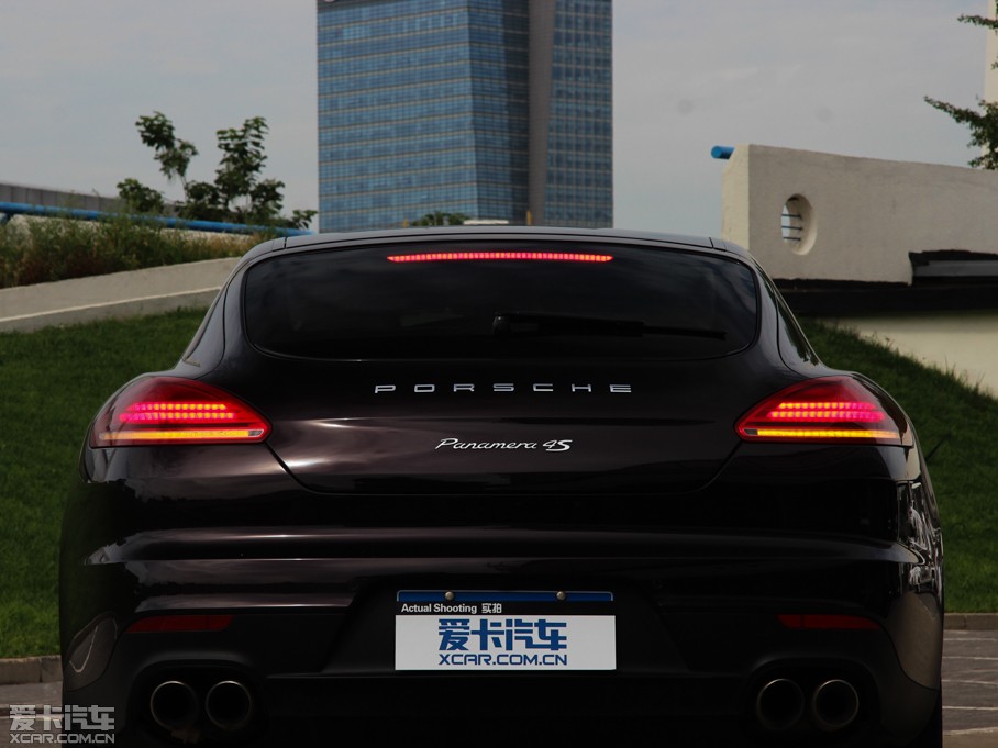 2014Panamera 4S Executive