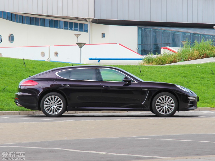 2014Panamera 4S Executive