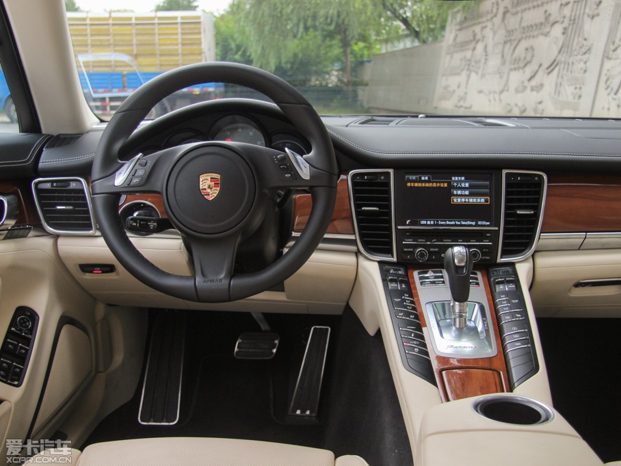 2014Panamera 4S Executive