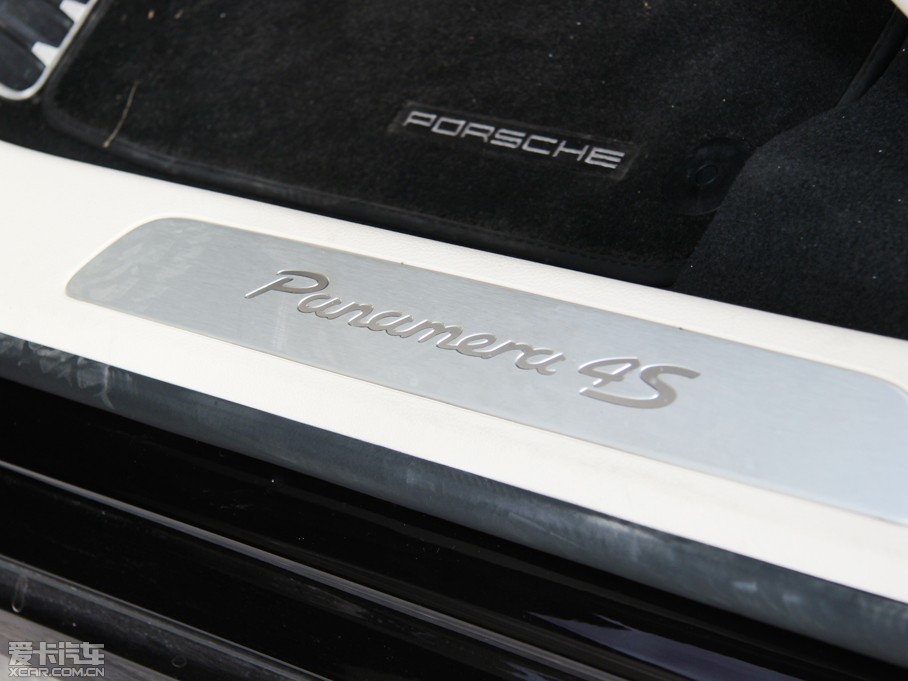 2014Panamera 4S Executive