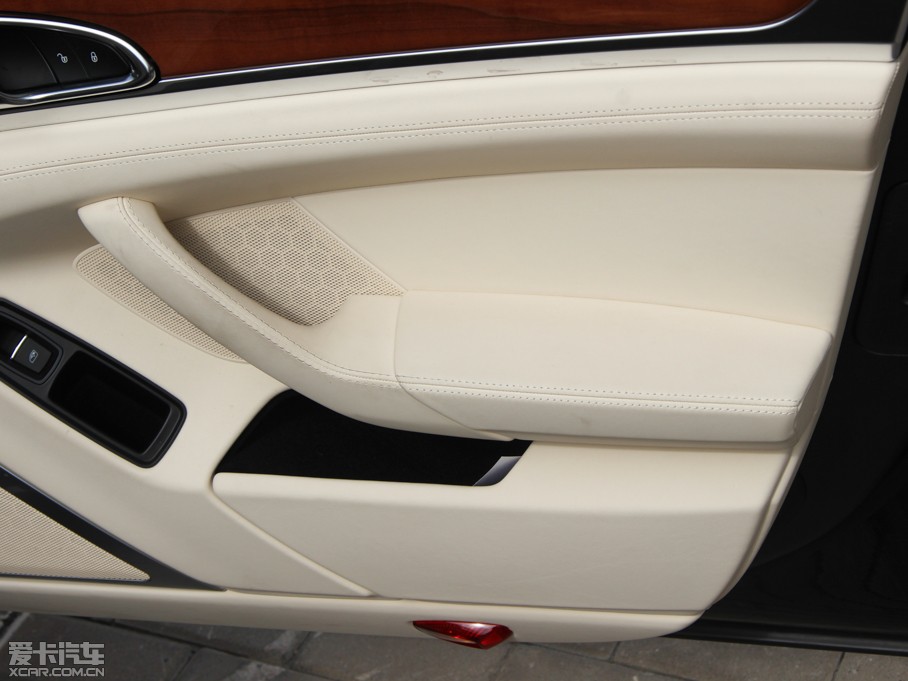 2014Panamera 4S Executive