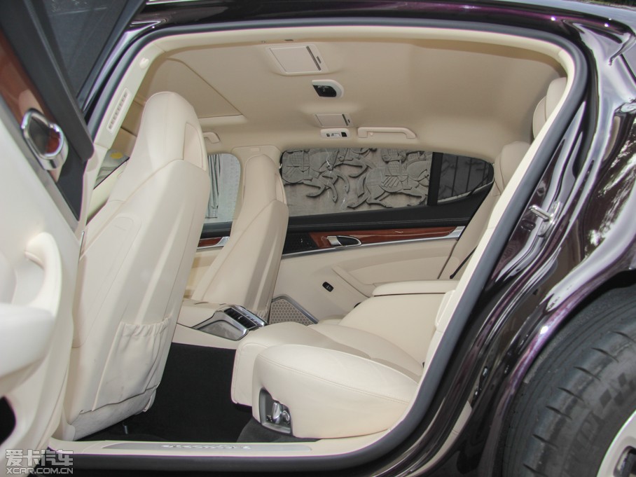 2014Panamera 4S Executive