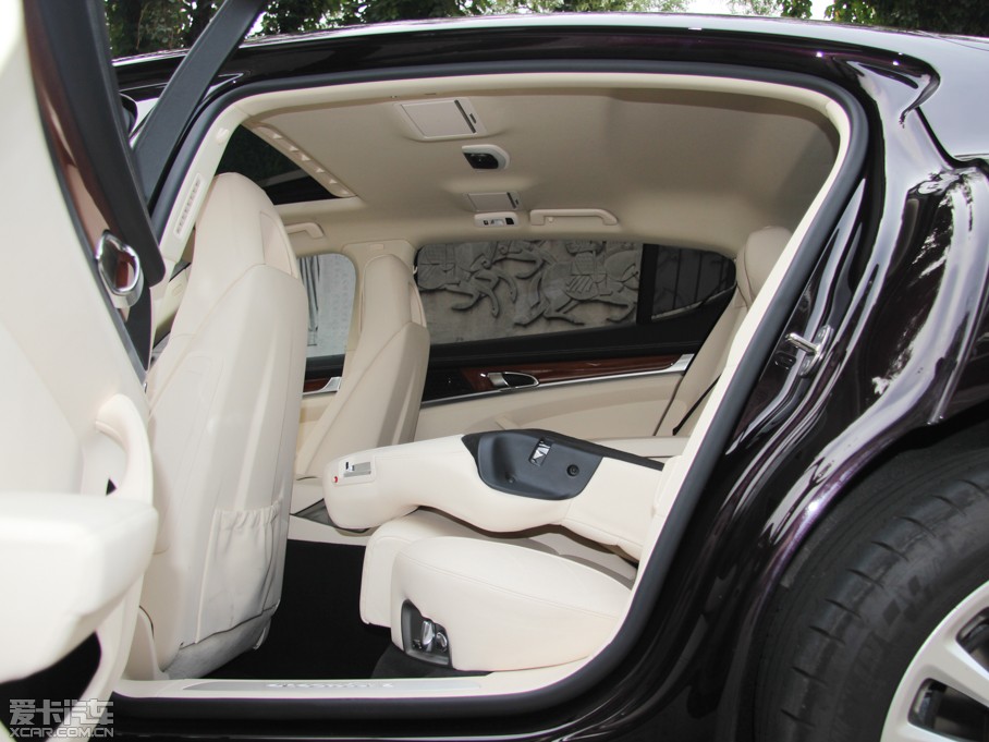 2014Panamera 4S Executive