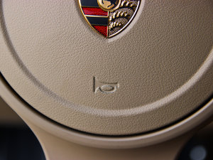 2014S Executive п؅^