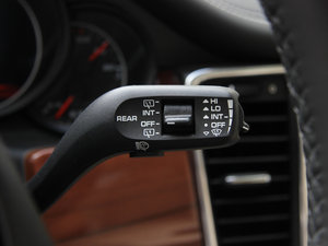 20144S Executive п؅^