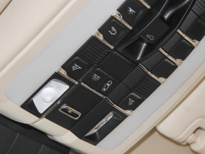 20144S Executive п؅^