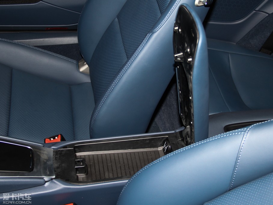 2014��r��911 Targa 4