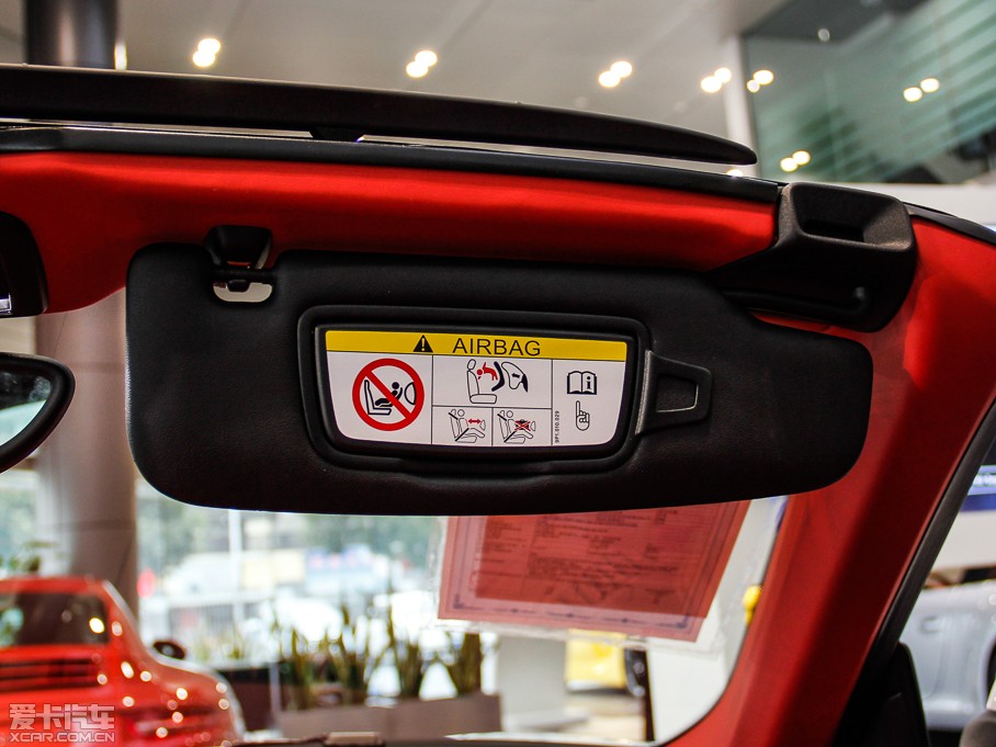 2014��r(sh��)��911 Targa 4S