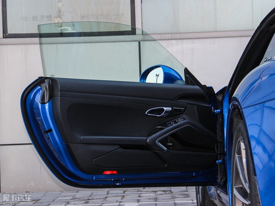 2014��r��911 Targa 4