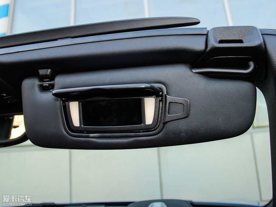 2014��r(sh��)��911 Targa 4