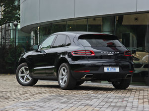 2014款2.0T 左后45度