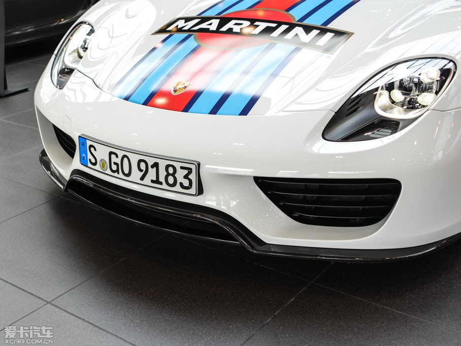 2014r918 Spyder Weissach package