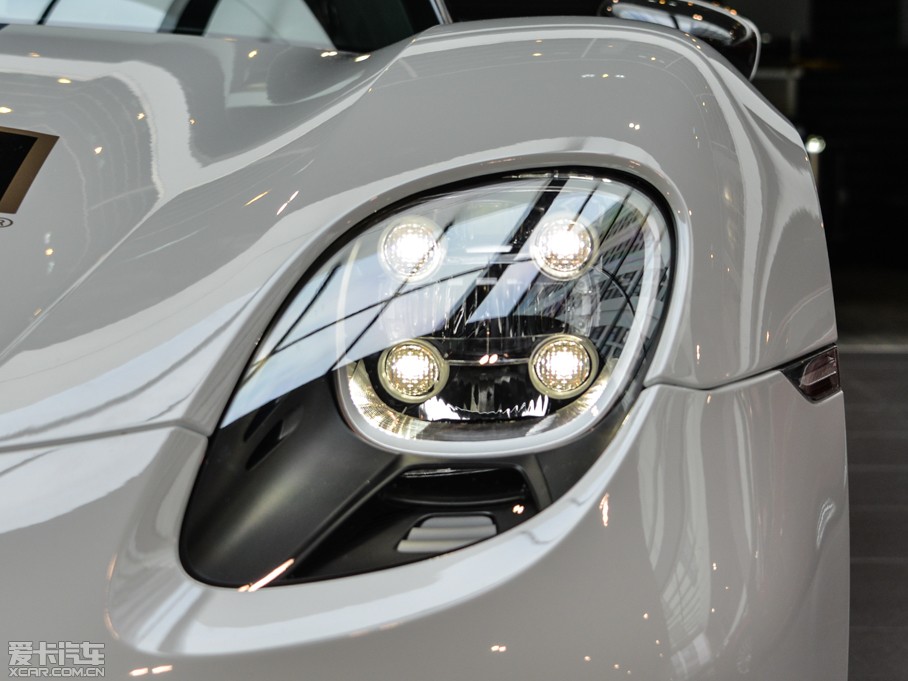 2014r918 Spyder Weissach package