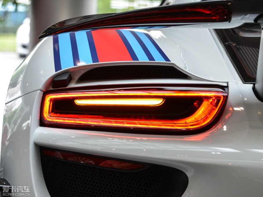 2014r918 Spyder Weissach package