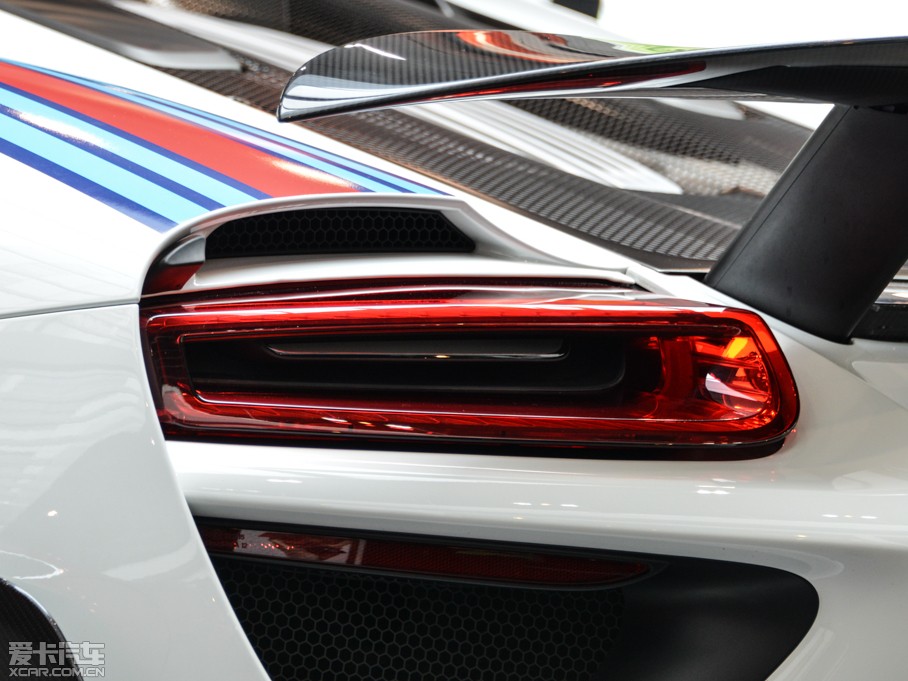 2014r918 Spyder Weissach package